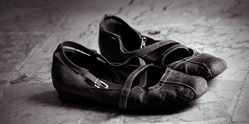 Түсінде ескі аяқ киім көрсе 2024